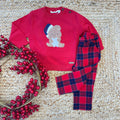 Completo natalizio per bimbo con maglioncino rosso decorato con orsetto e pantaloni scozzesi rossi e blu, perfetto per le feste.