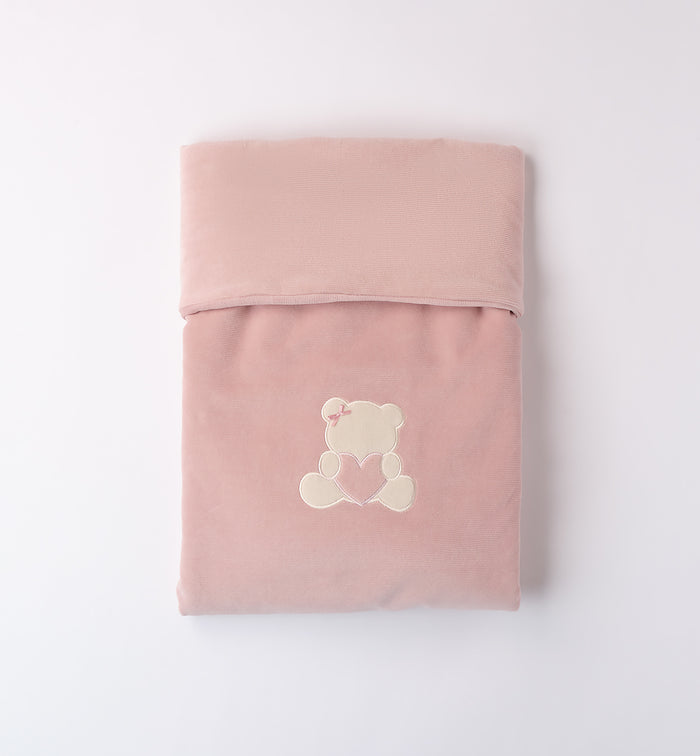 Coperta neonata in ciniglia rosa con orsetto centrale e cuore