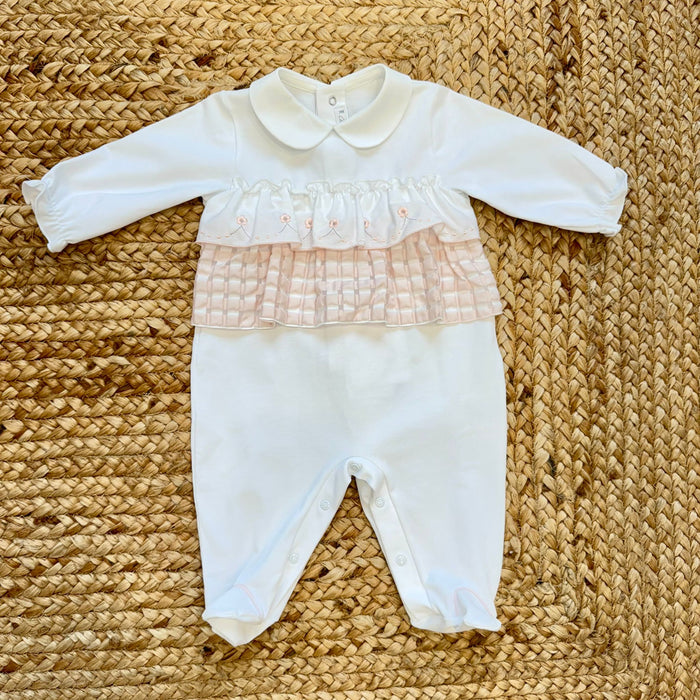 Tutina primaverile in cotone elasticizzato con colletto e balza ricamata per neonato