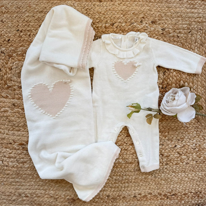 Uscita clinica neonata panna con tutina e copertina coordinate