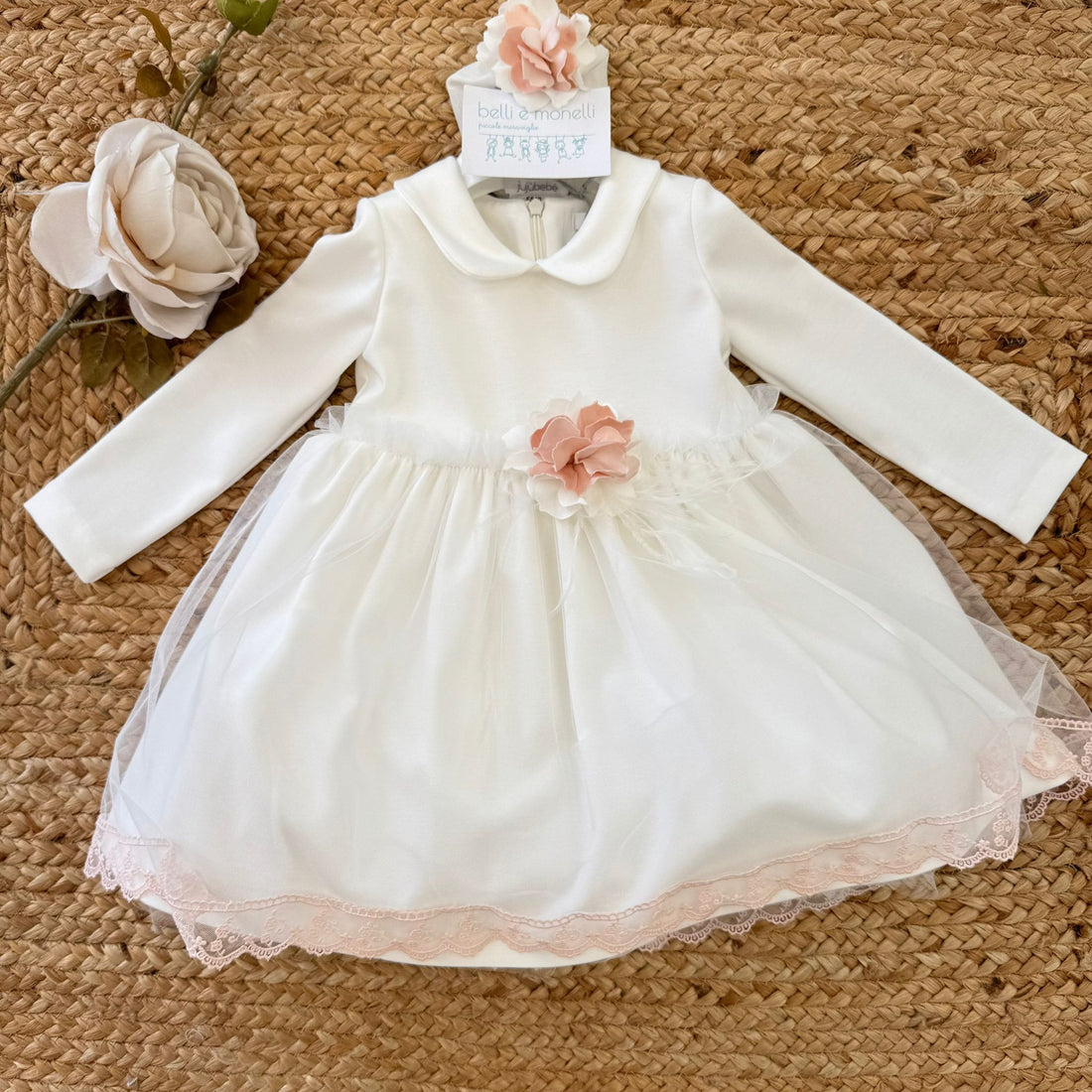 abito battesimo neonata panna con fiore e pizzo rosa cipria