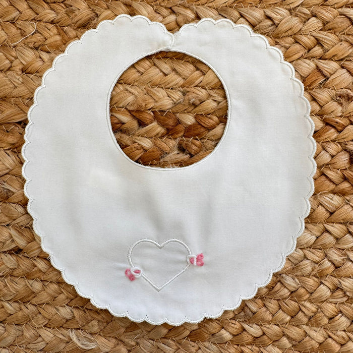 bavaglino-cuore-rosa-uscita-clinica-neonata