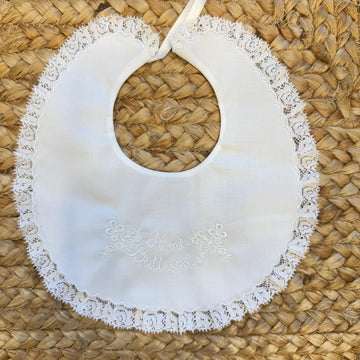 bavetta battesimo in battista di cotone con pizzo e ricamo bianco