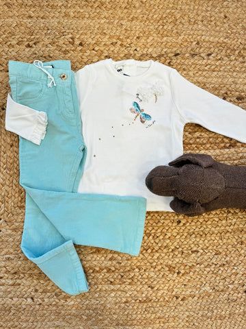 Completo con pantaloni in velluto turchese