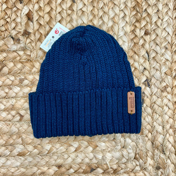 cappellino blu in maglia a costine con risvolto per bambino