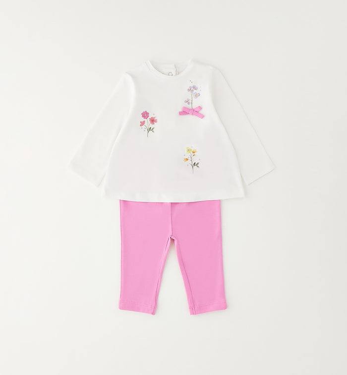 Completo bimba con maglia bianca ricamata con fiori e leggings rosa