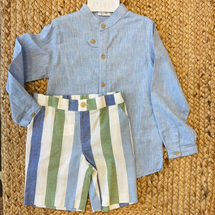 completo elegante bimbo camicia azzurra e bermuda righe