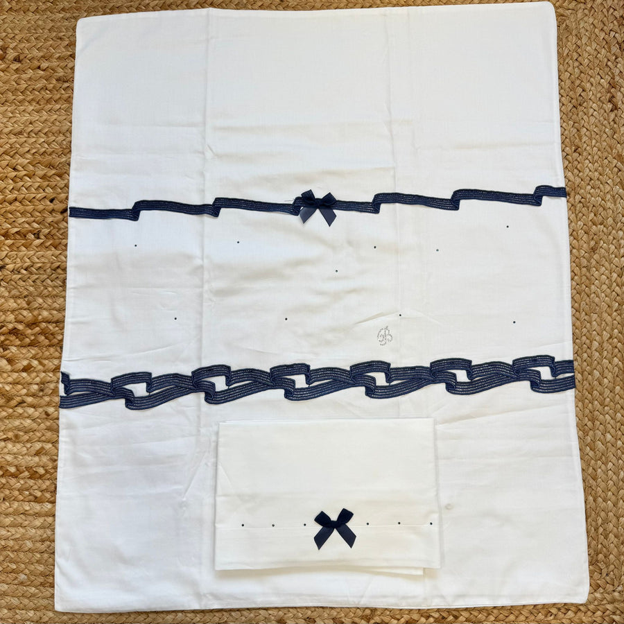 Coordinato copertina sfoderabile con lenzuola neonata in cotone con fiocchi blu