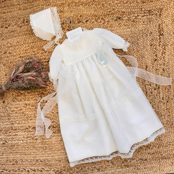 abito battesimo bimba lungo panna con cuffietta coordinata e ricami
