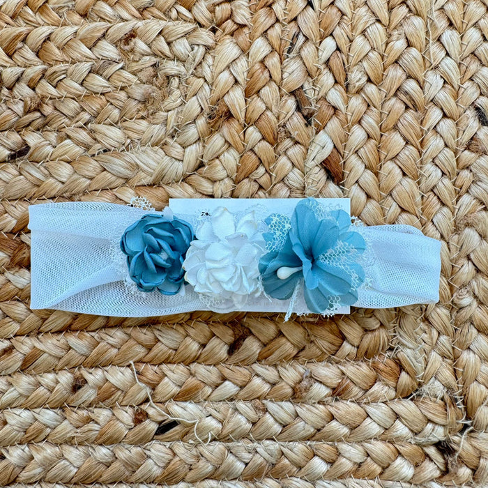 fascia battesimo bimba con fiori verde salvia