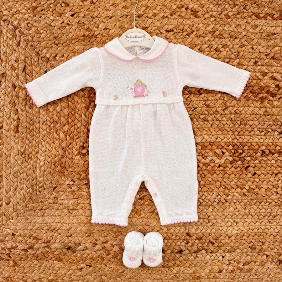 Tutina neonata in filo di scozia con ricamo rosa e scarpine coordinate