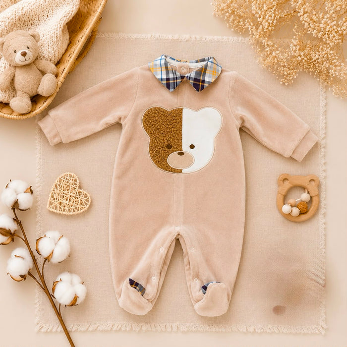 Tutina neonato in ciniglia beige con orsetto e colletto tartan