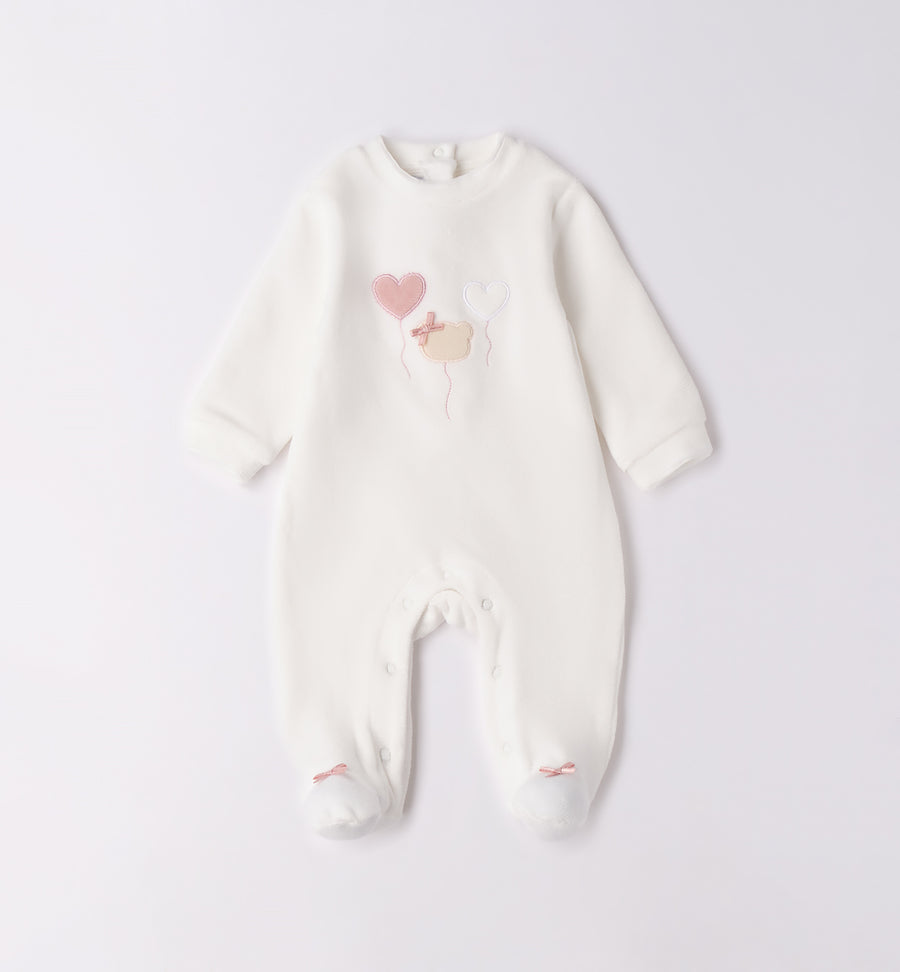 Tutina ciniglia neonata panna con ricamo cuori e orsetto