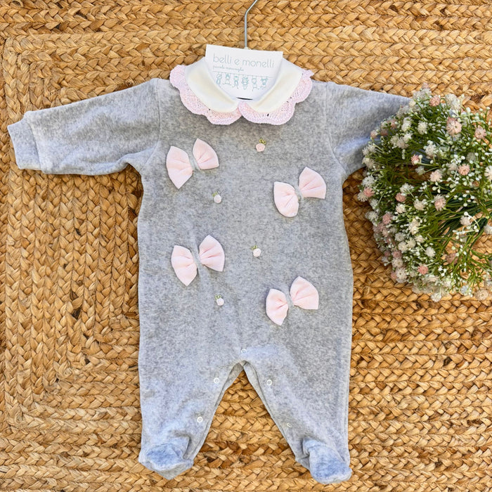 tutina neonata ciniglia grigia con fiocchi rosa e colletto ricamato