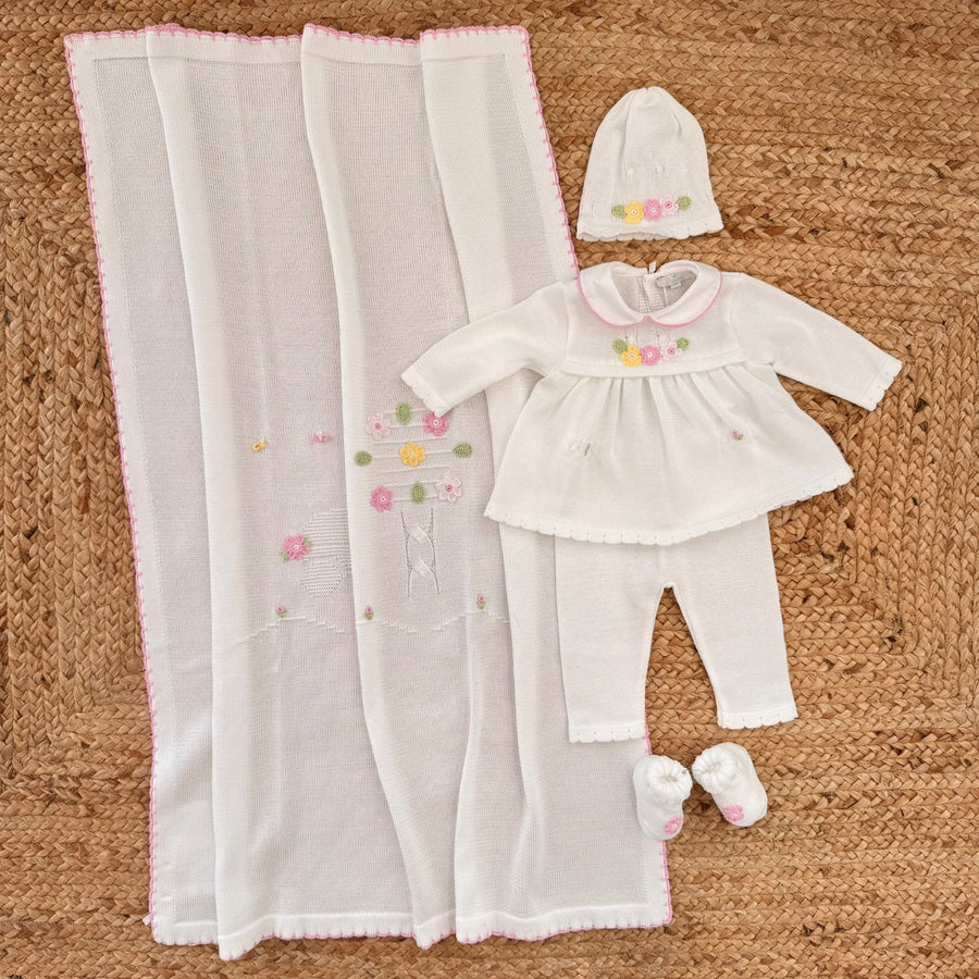 Uscita clinica neonata in filo di scozia con copertina ricamata floreale