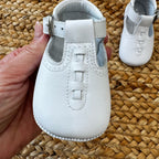 SCARPA CULLA IN PELLE BIANCA CON CINTURINO