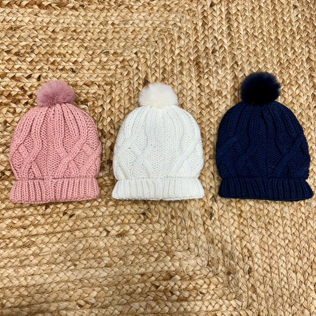 Cappellino intrecciato con pompon