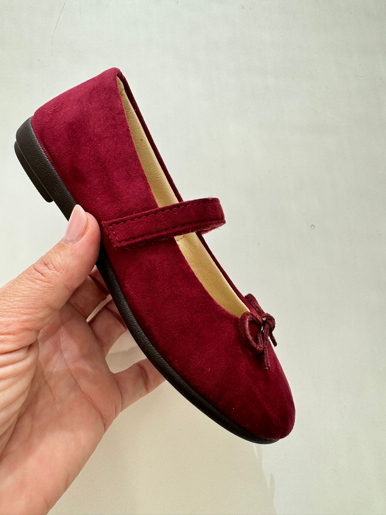 Ballerine in velluto bordeaux con fiocchetto