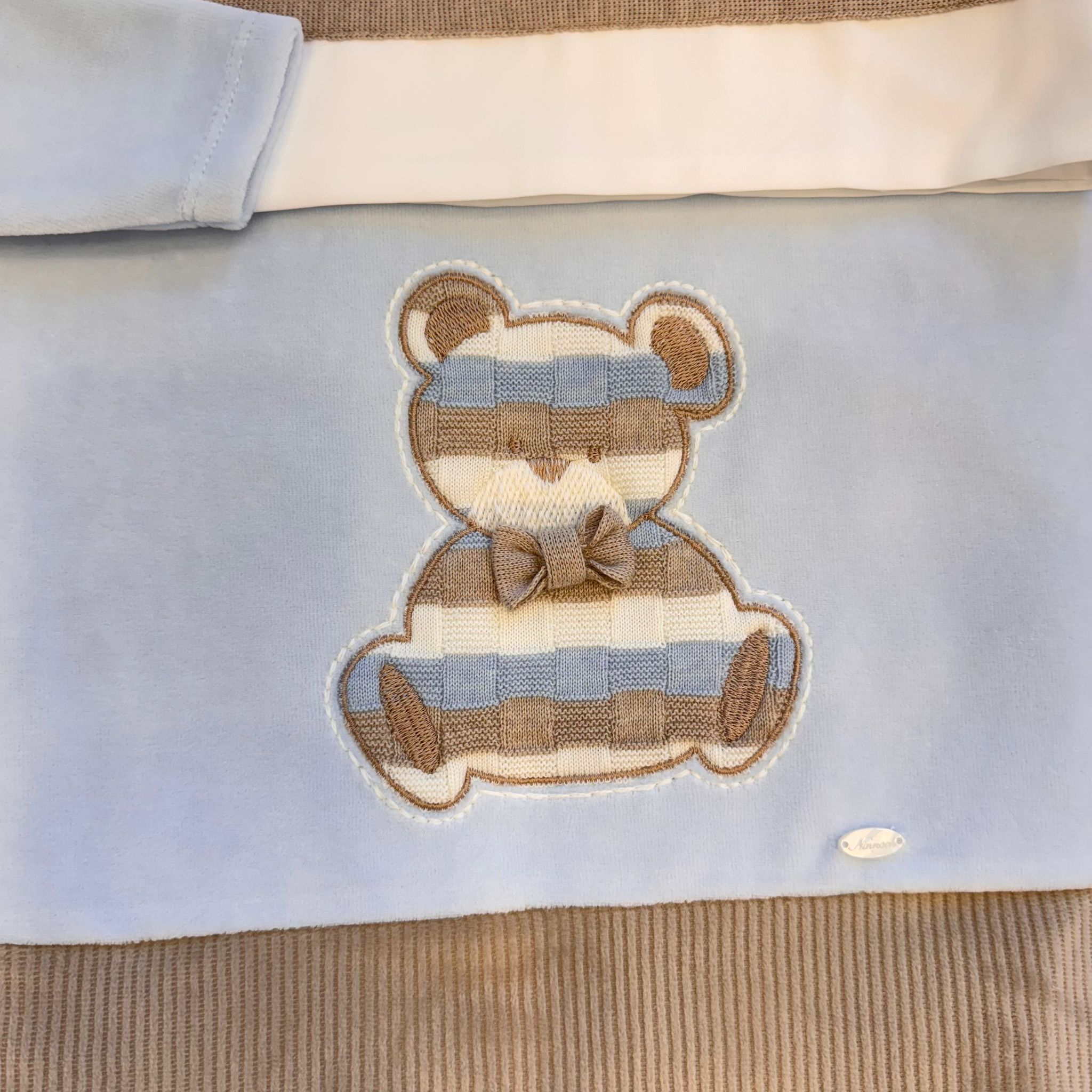 Uscita clinica neonato ciniglia celeste e beige con orsetto