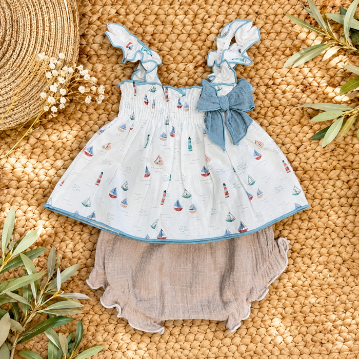 Completo bimba in cotone con top fantasia mare e culotte beige