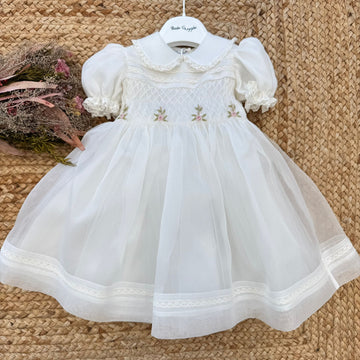 Abito battesimo in pura seta ricamato a mano