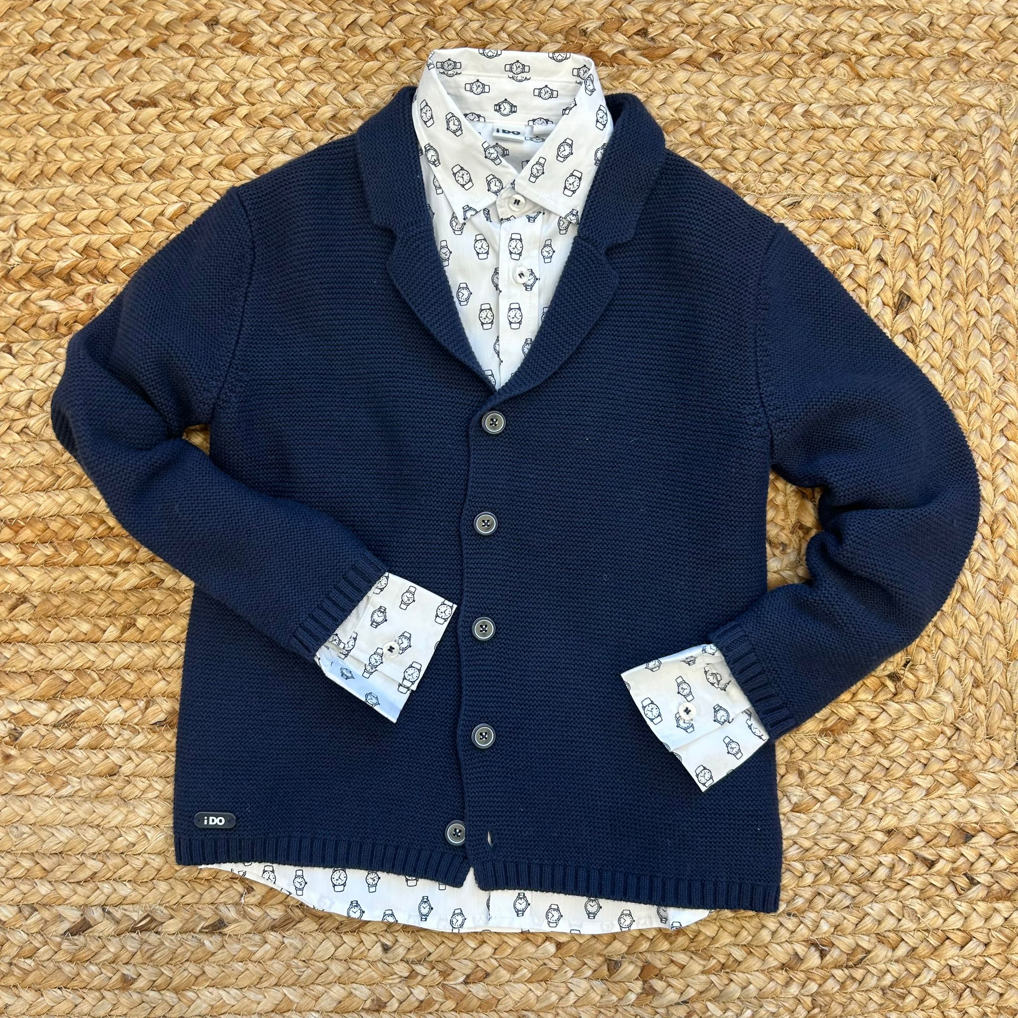 Cardigan bimbo blu con camicia a fantasia orologi