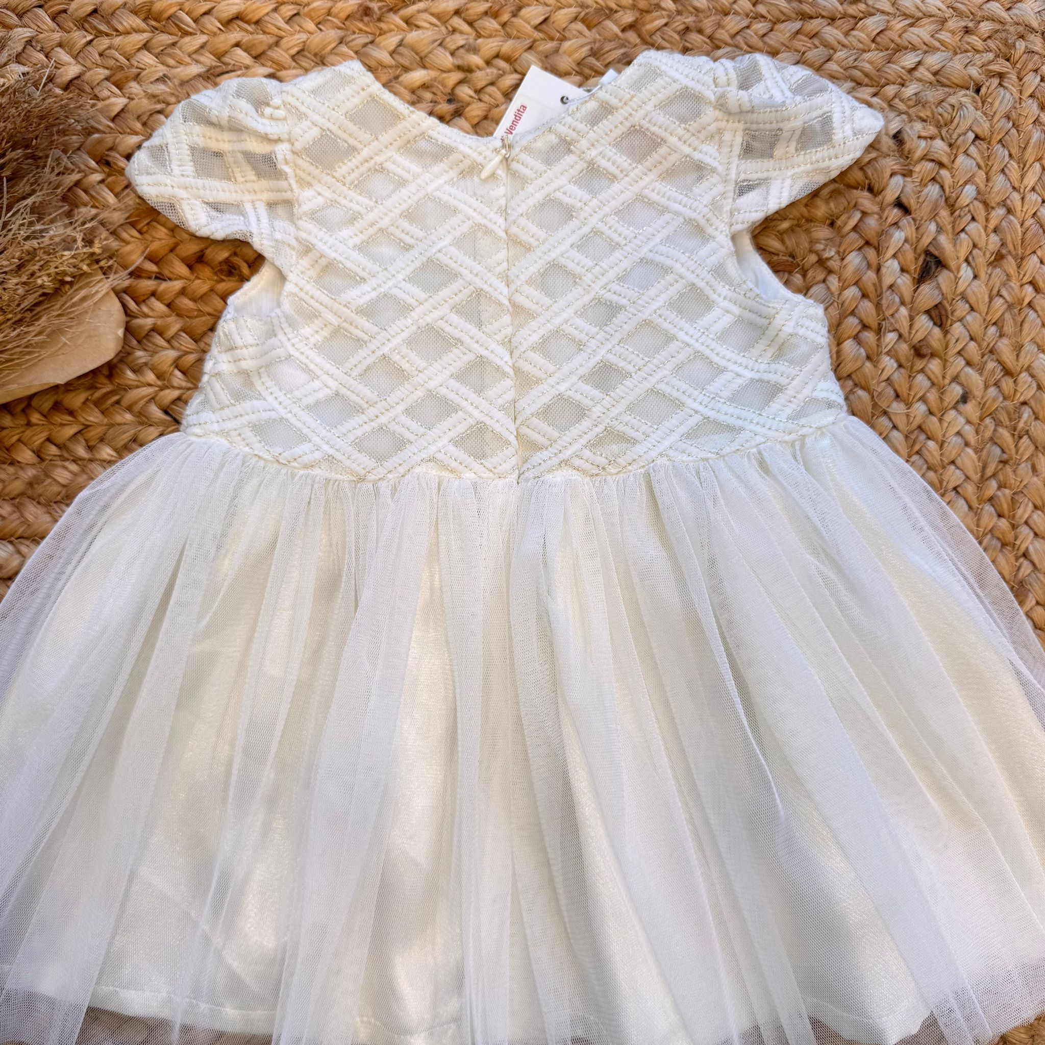ABITO BATTESIMO PANNA CON GONNA IN TULLE LEGGERO