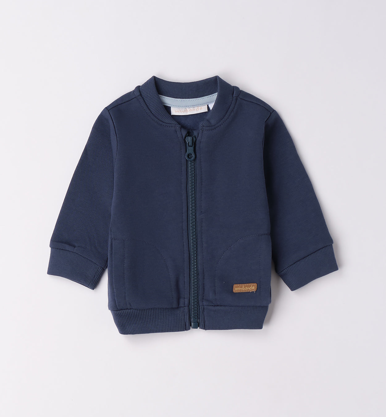 Completo casual chic bimbo giacca navy e t-shirt verde