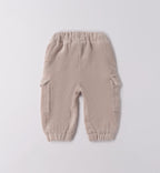Completo casual chic bimbo maglia navy e pantaloni beige