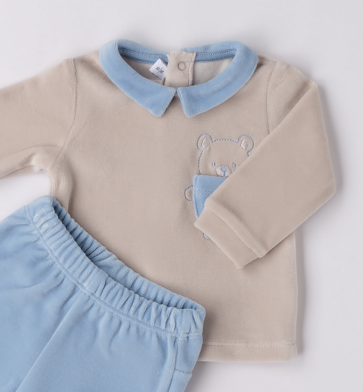 Tutina neonato in ciniglia beige e azzurro con orsetto