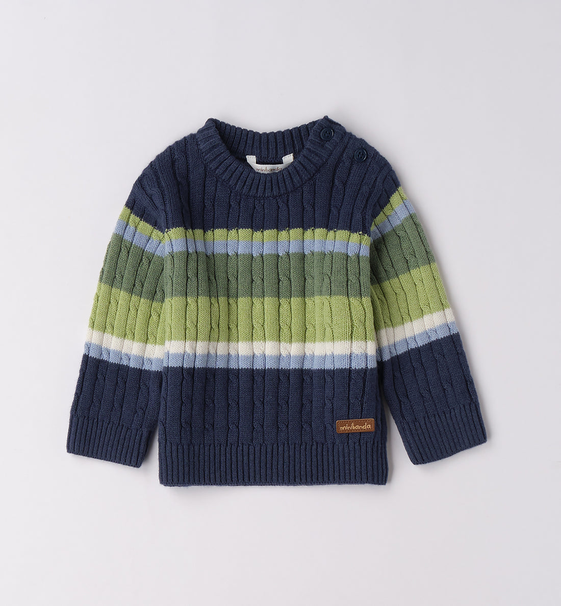 Completo casual chic bimbo con maglia navy a righe verdi e bianche e pantaloni beige in velluto a coste.