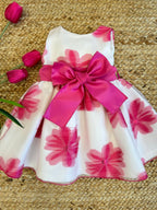 Abito in mikado con fiocco fucsia