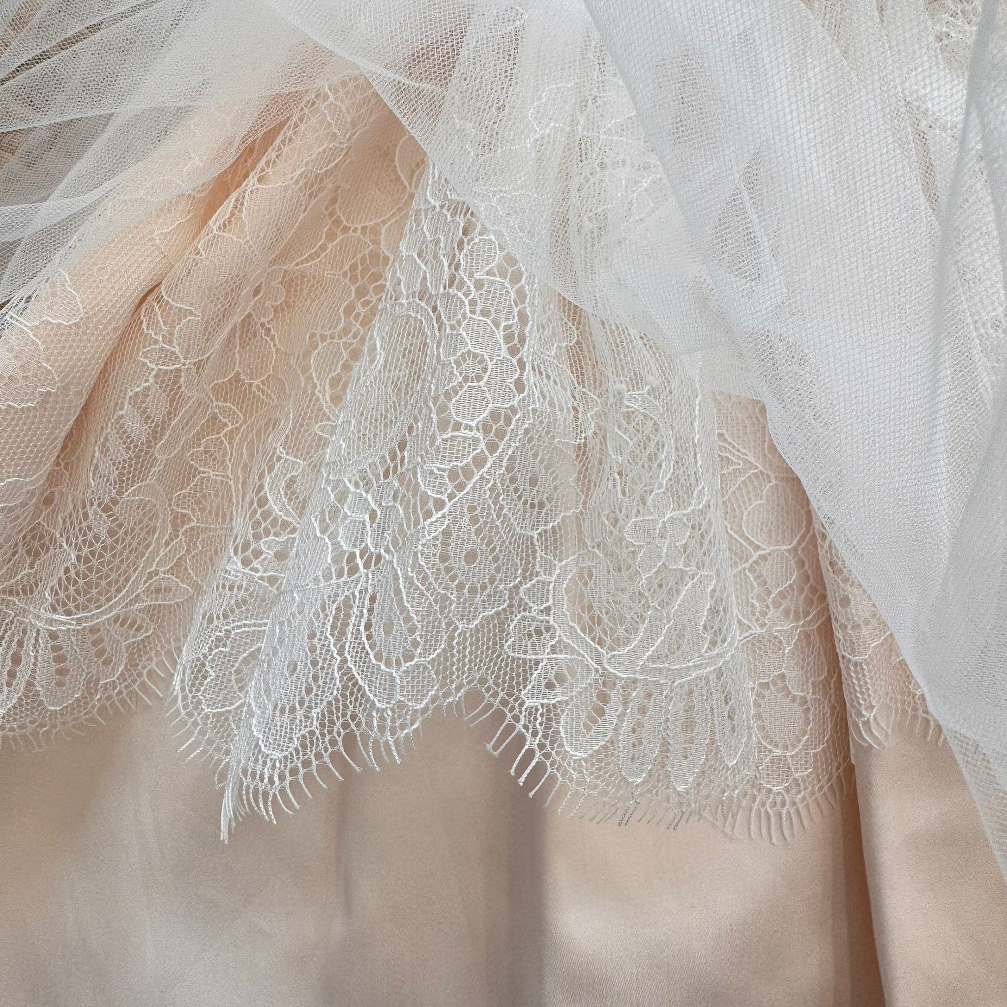ABITO BATTESIMO BIMBA IN PIZZO E TULLE