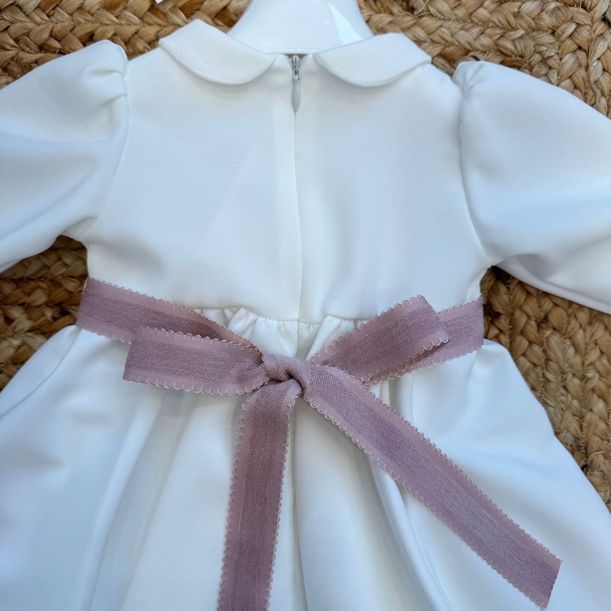 Abito battesimo bimba con cintura rosa e fascia coordinata