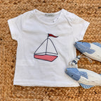 COSTUMINO BAMBINO RIGHE ROSSE CON T-SHIRT BARCA A VELA