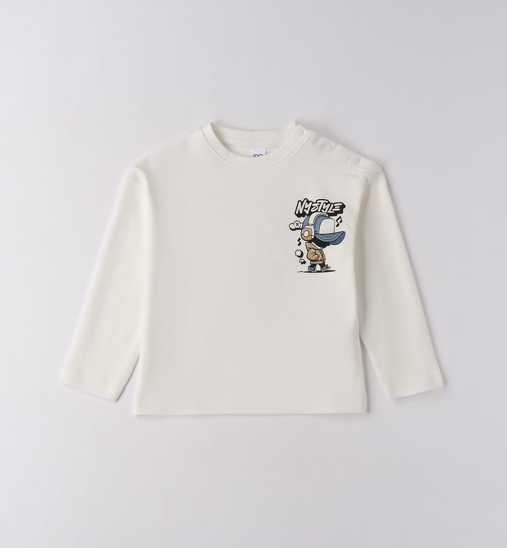Completo casual chic bimbo con felpa azzurra e pantaloni beige