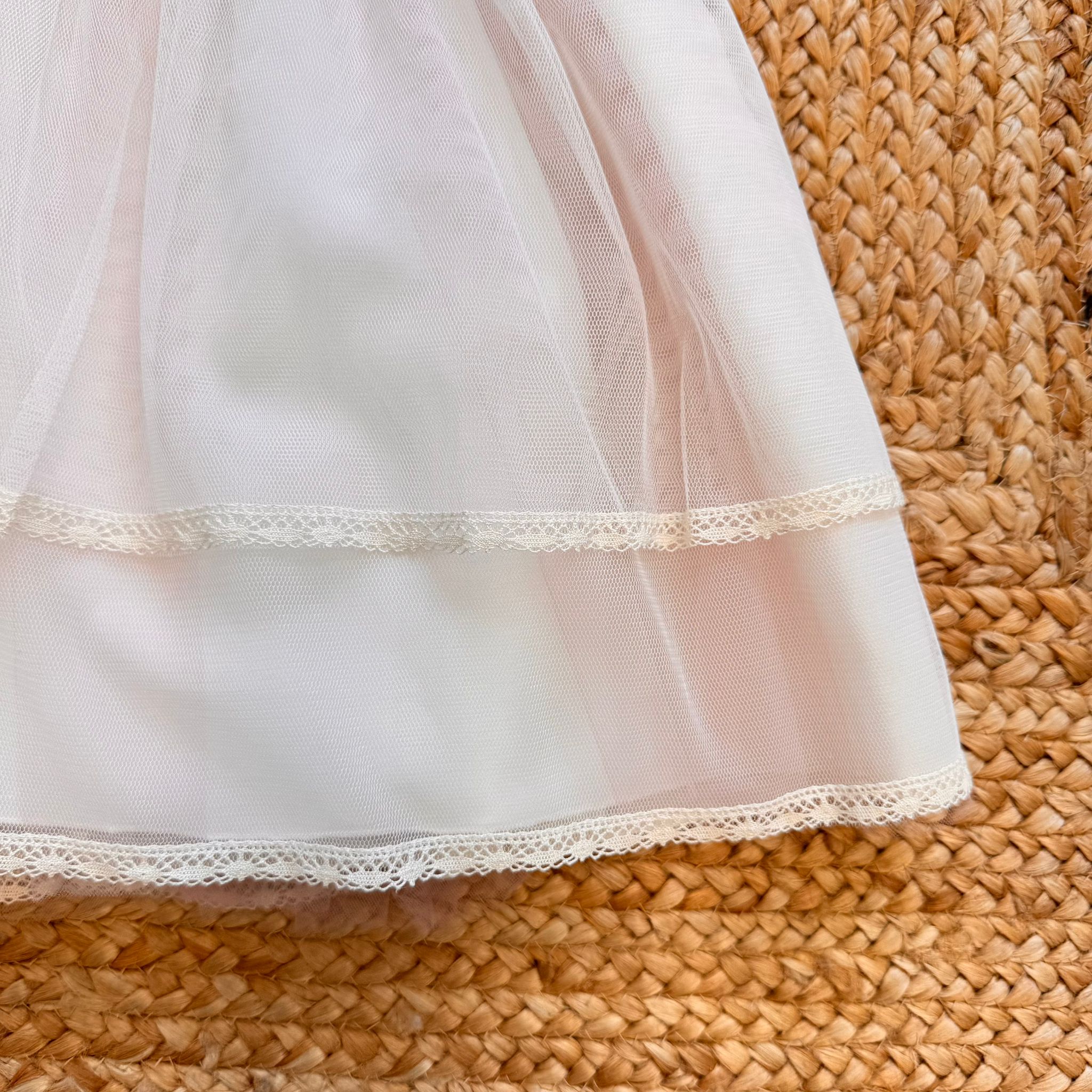 ABITO BATTESIMO BIMBA CON TULLE ROSA E FIORI 3D