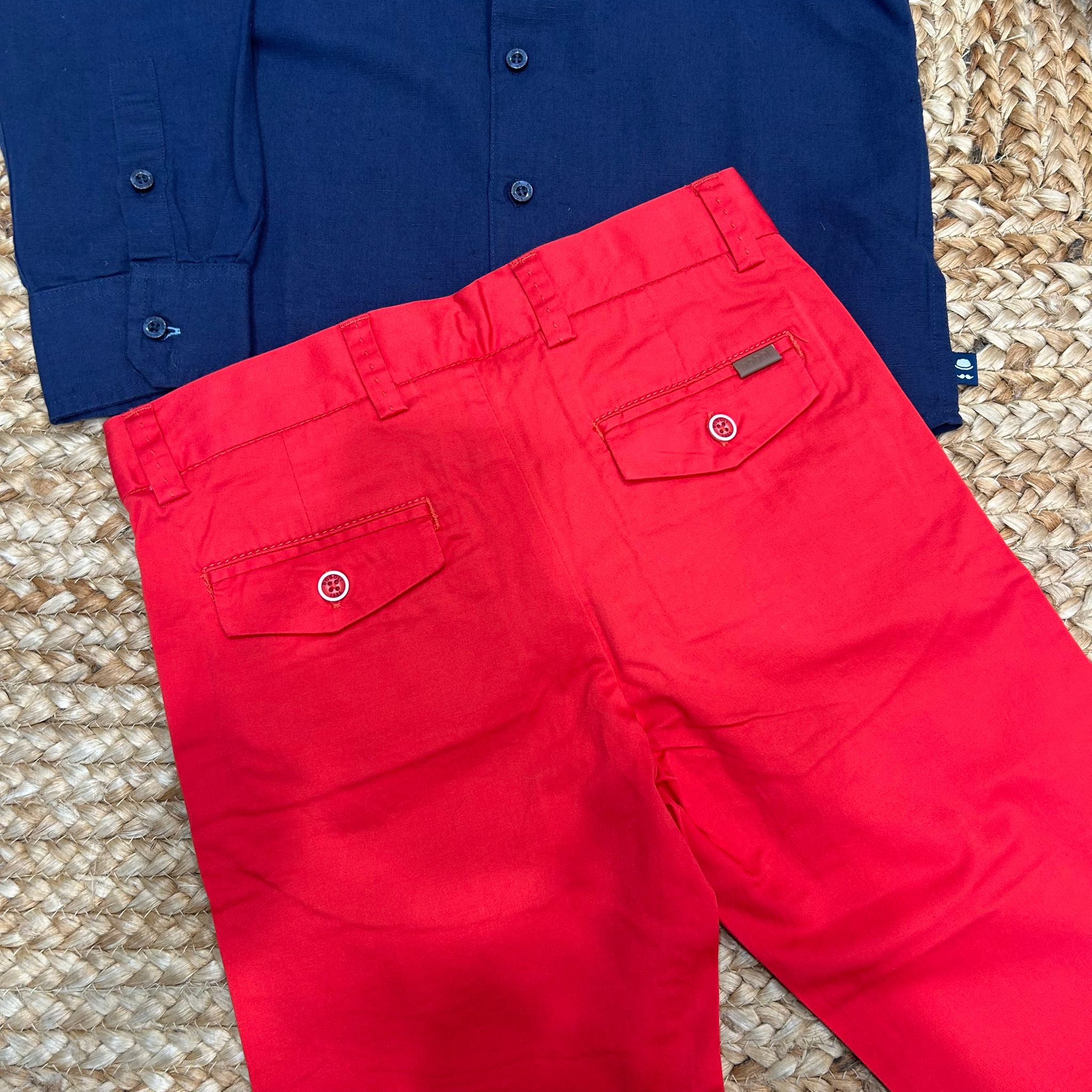 COMPLETO BAMBINO CAMICIA BLU E PANTALONE ROSSO FIRMATO BOBOLI