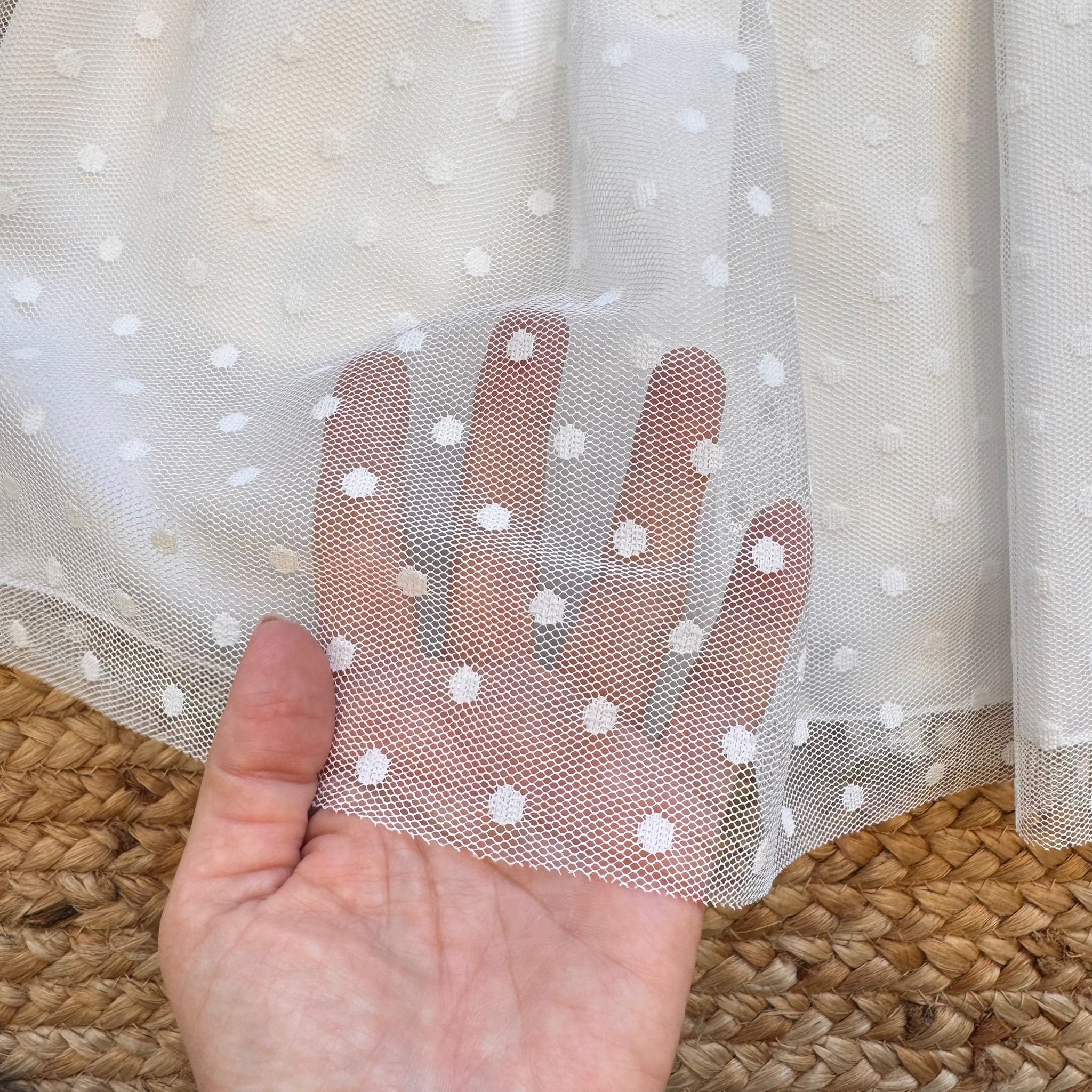 ABITO BATTESIMO POIS E FIORI IN TULLE
