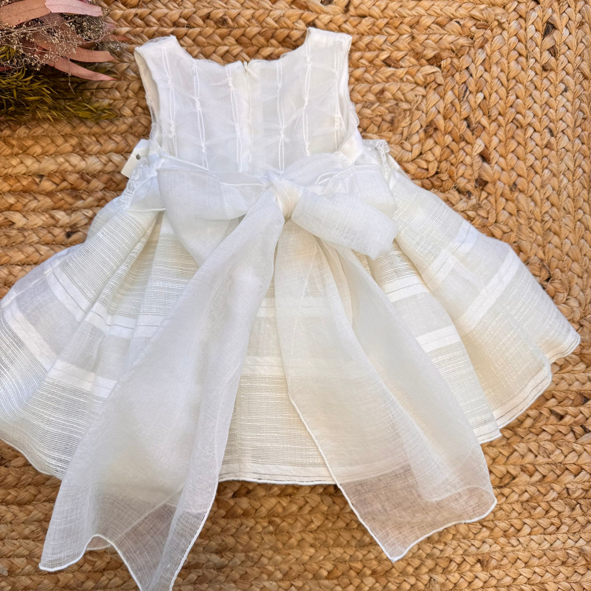 ABITO BATTESIMO BIANCO BAMBINA CON TESSUTO TRAMATO