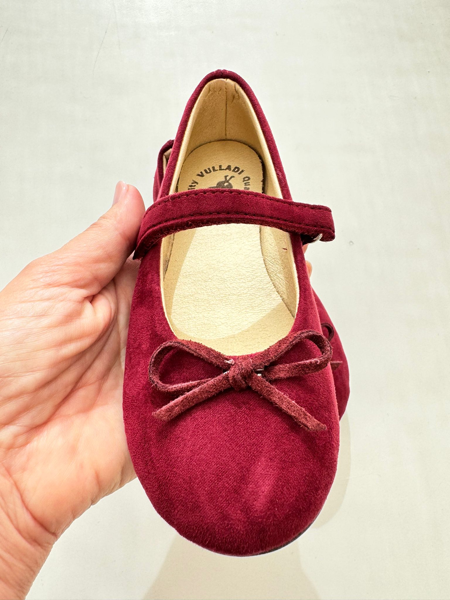 Ballerine in velluto bordeaux con fiocchetto