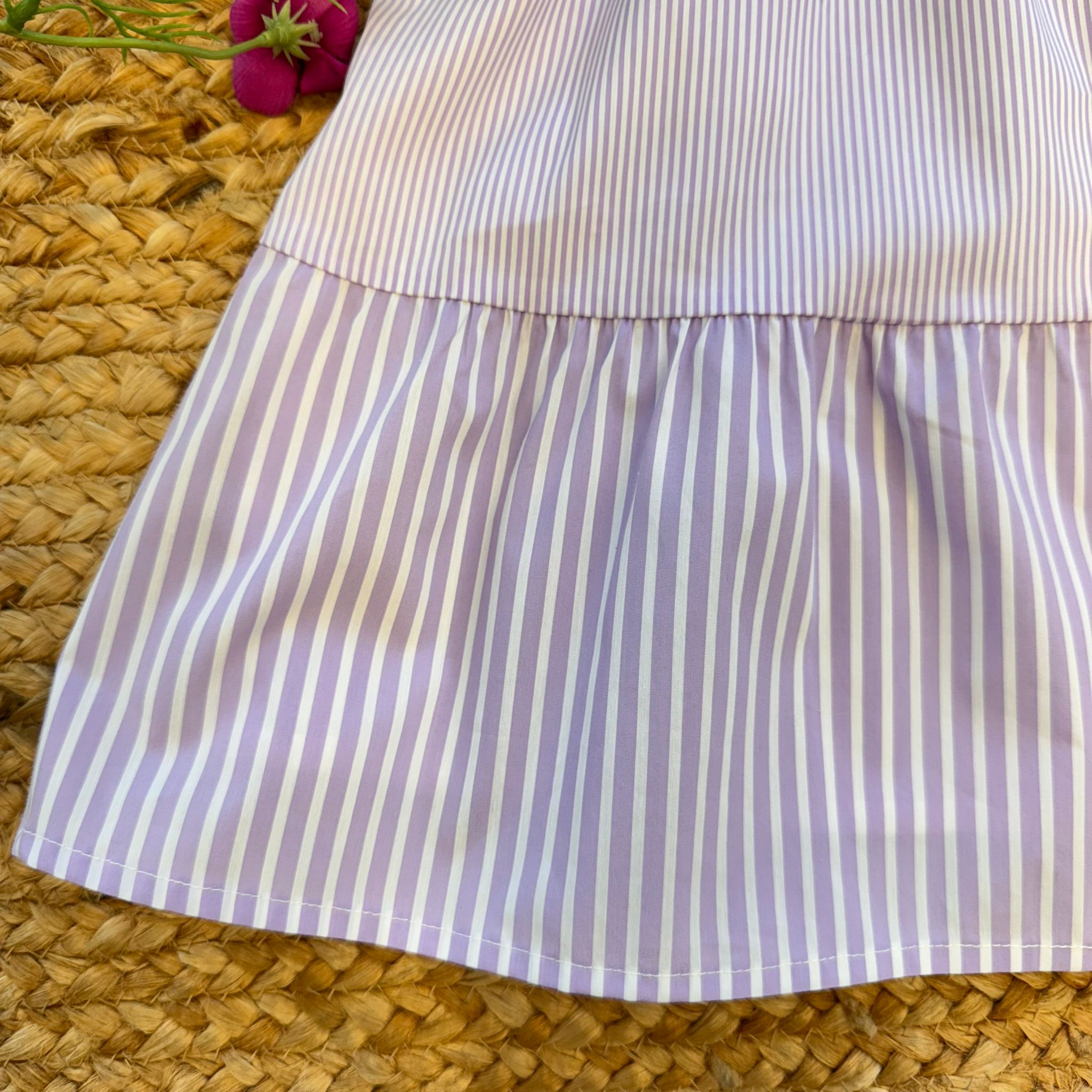 VESTITO BAMBINA LILLA A RIGHE CON CORPETTO SANGALLO