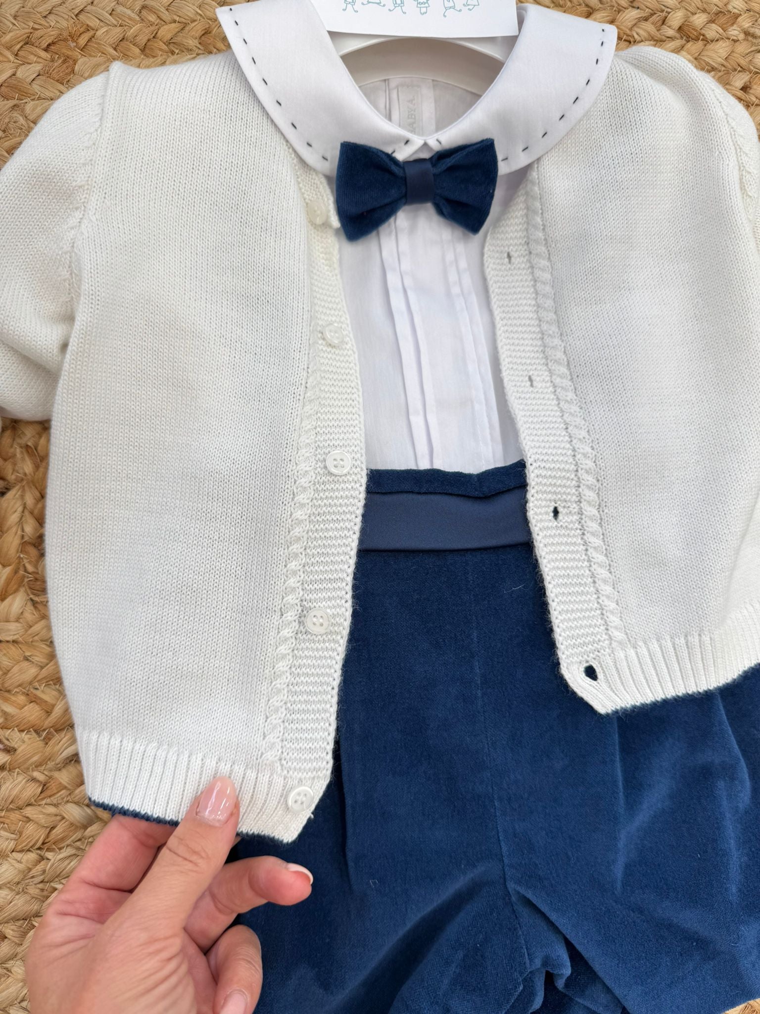 Completo battesimo neonato blu e panna con papillon