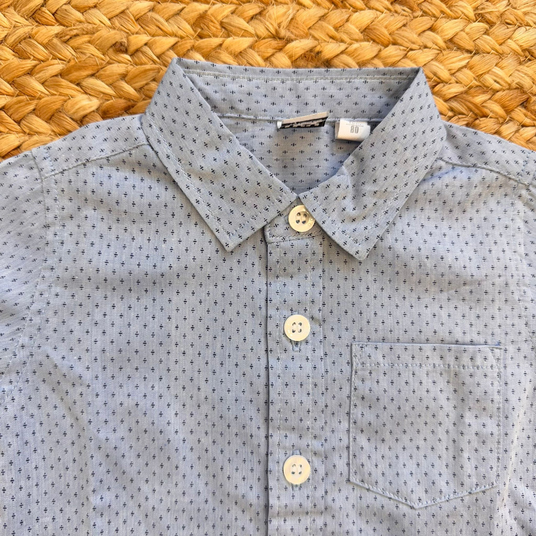 completo-bambino-camicia-microfantasia-pantalone-blu