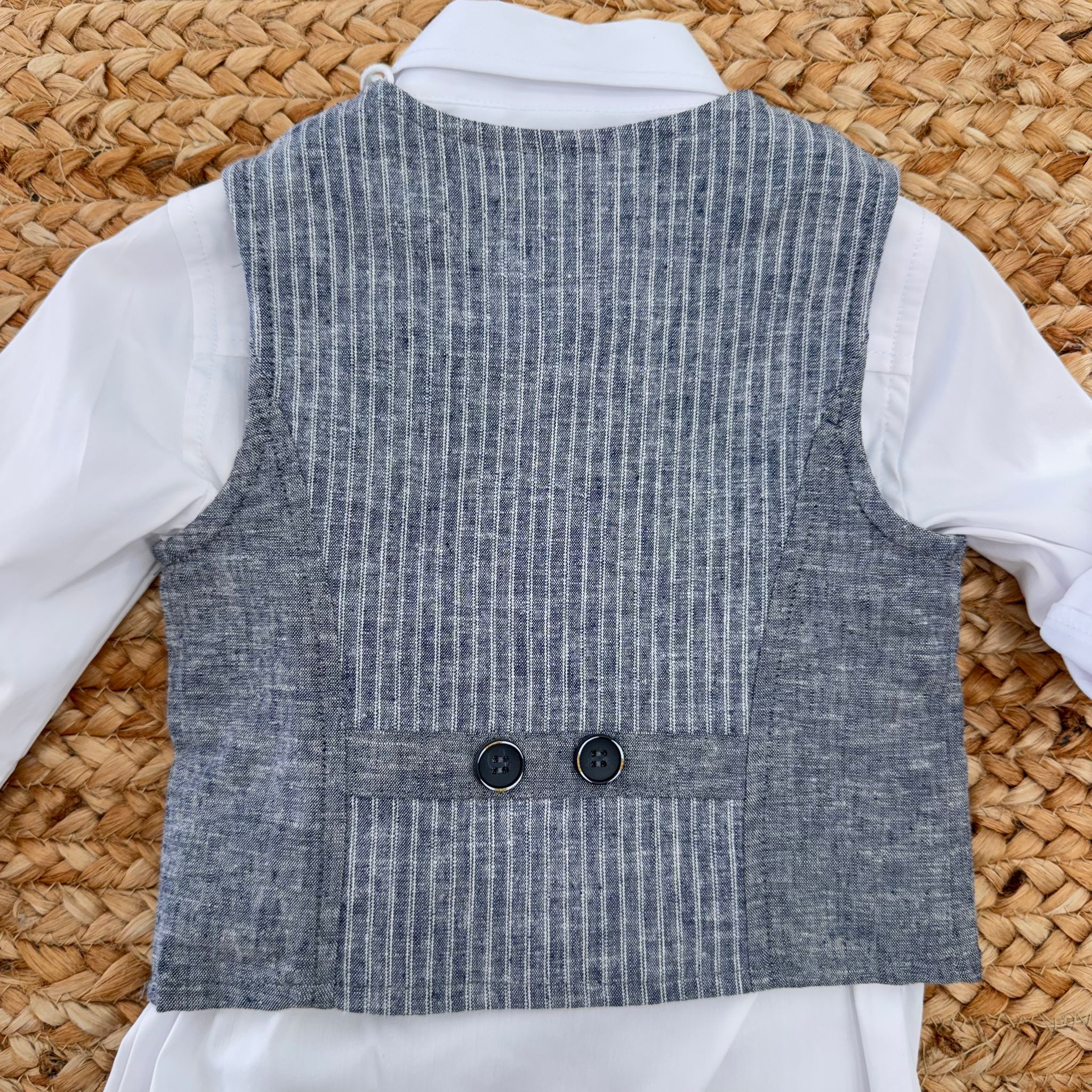 COMPLETO BAMBINO CON GILET GRIGIO E CAMICIA BIANCA