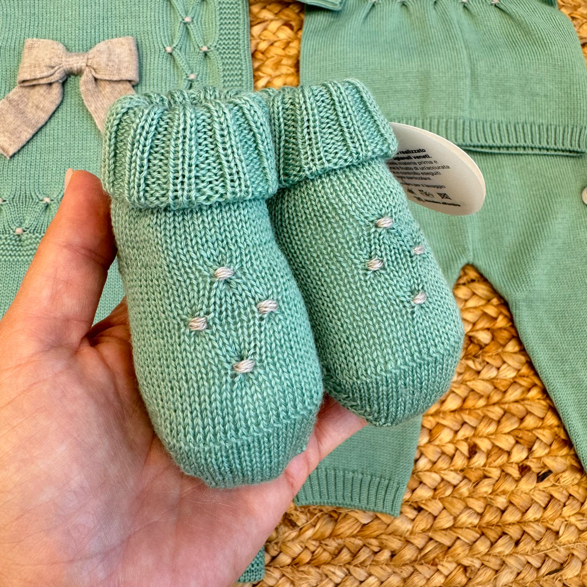 Coordinato verde foglia neonato/a in pura lana con fiocco tortora|USCITA CLINICA