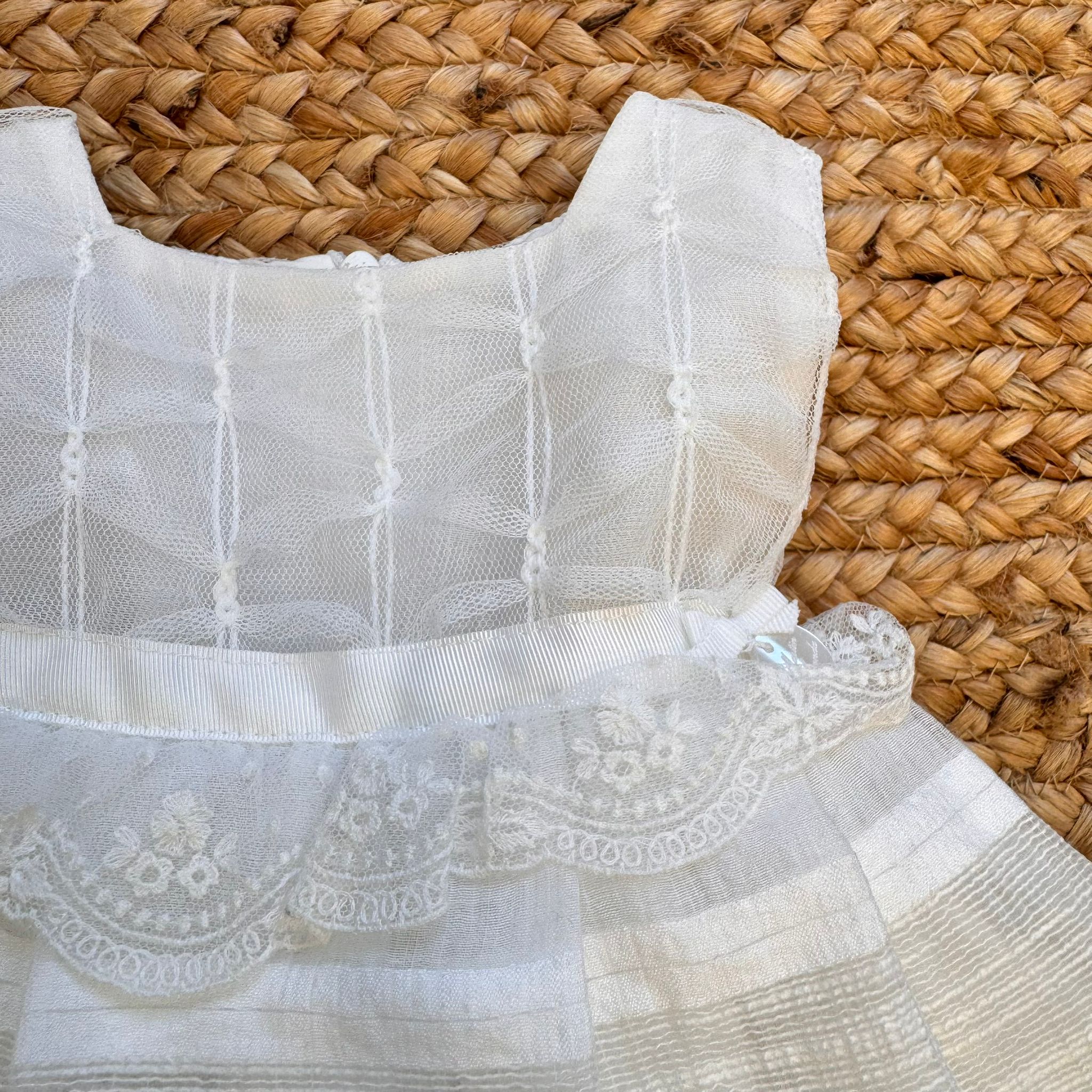 ABITO BATTESIMO BIANCO BAMBINA CON TESSUTO TRAMATO