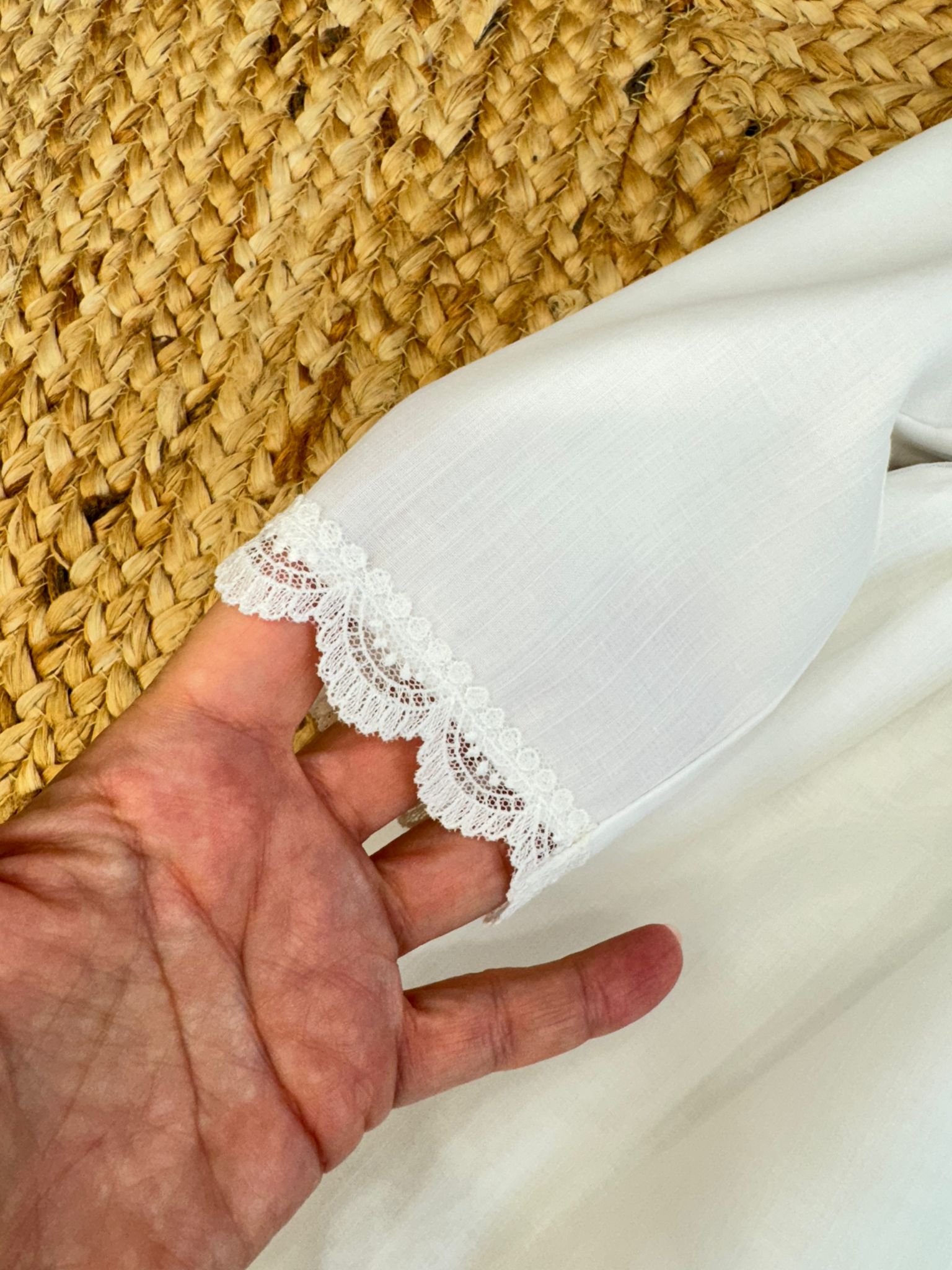  abito battesimo bimba, abito cerimonia bimba, vestito battesimo bimba, abbigliamento cerimonia bambina, vestito tulle bambina, abito elegante bambina, Belli e Monelli.