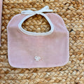 Bavetta in ciniglia rosa con fiocco ricamato