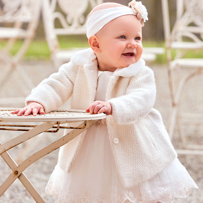 Cappottino battesimo neonata bianco con colletto pelliccia – vista frontale